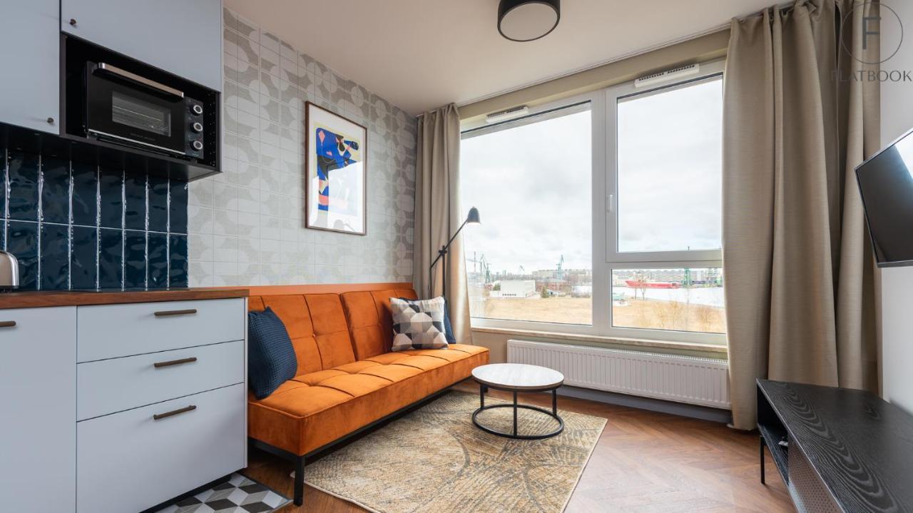 Flatbook - City Center Apartments Chlebova With Gym 그단스크 외부 사진
