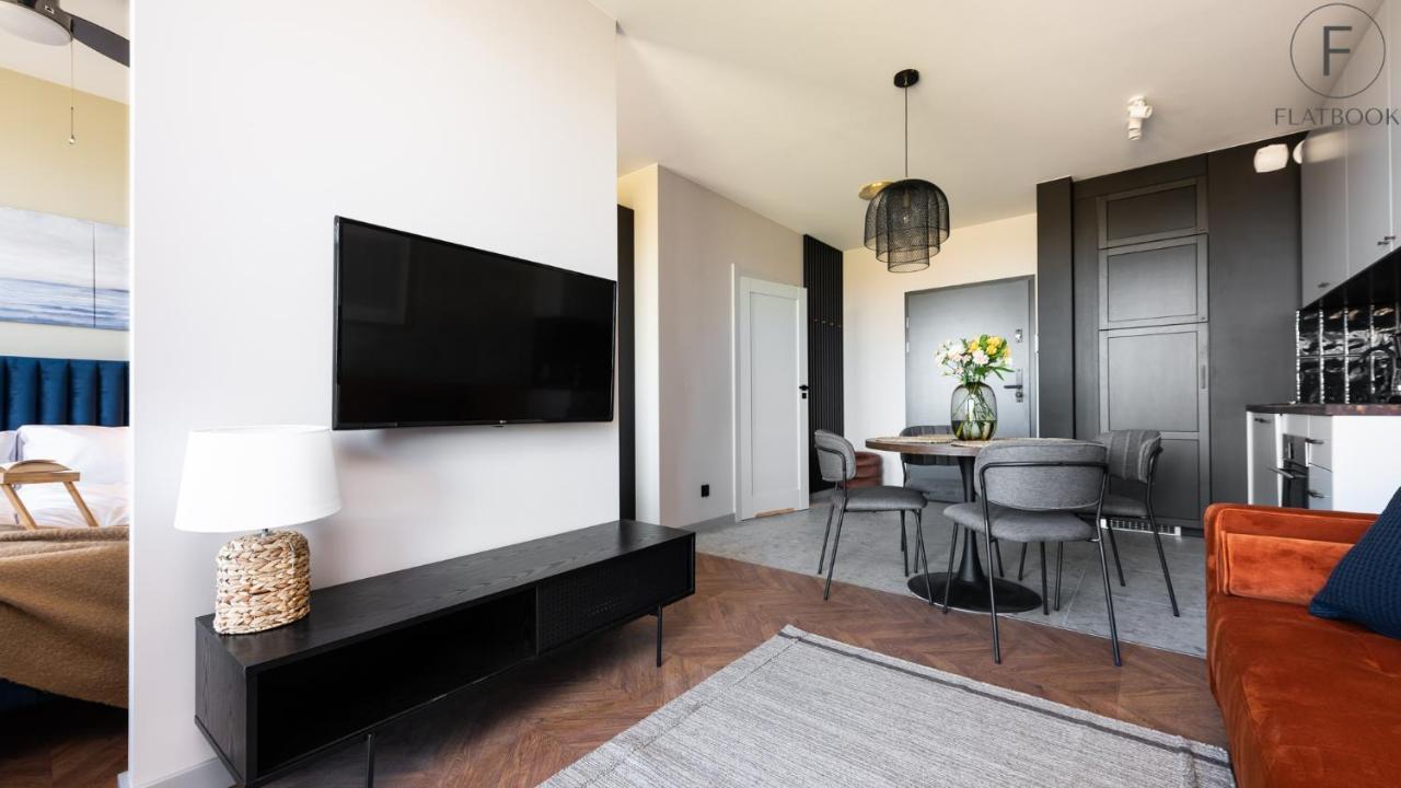 Flatbook - City Center Apartments Chlebova With Gym 그단스크 외부 사진