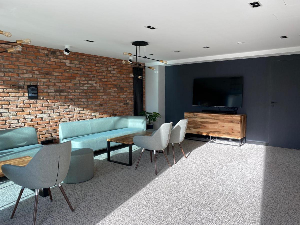 Flatbook - City Center Apartments Chlebova With Gym 그단스크 외부 사진